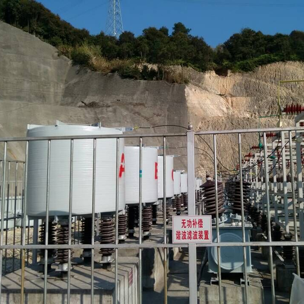 高壓空心電抗器安裝現(xiàn)場